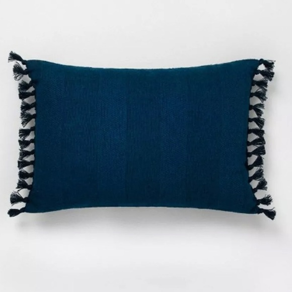 HEARTH & HAND NEW rectangle throw pillow navy